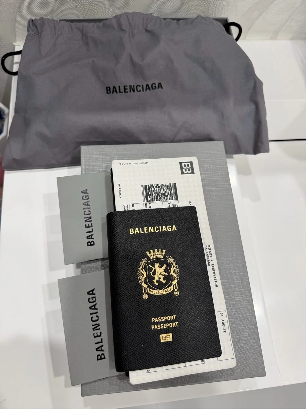 MEN'S PASSPORT LONG WALLET 1 TICKET IN BLACK BALENCIAGA
